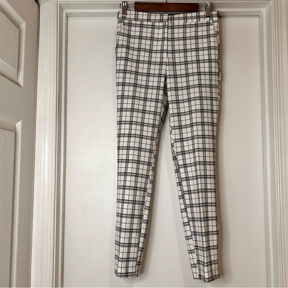 Zara Classic Black and White Plaid Pants - Size Small - Picture 2 of 12